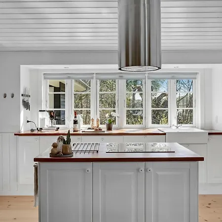 3 Bedroom Gorgeous In *